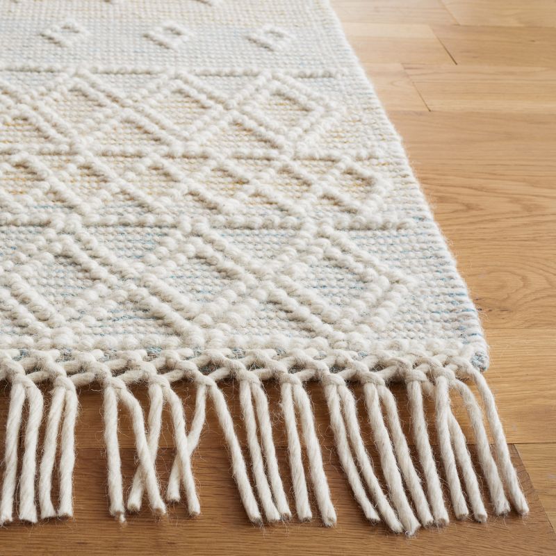 Vermont VRM252 Hand Loomed Area Rug  - Safavieh, 3 of 8