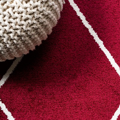 Red Diamond Trellis 4' x 6' Synthetic Area Rug
