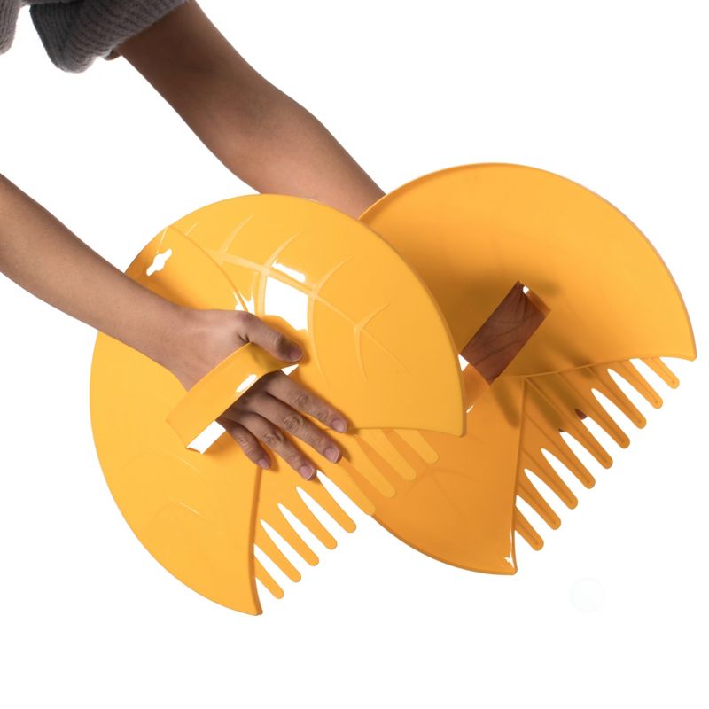Gardenised Decorative Pair of Leaf Scoops, Hand Rakes for Lawn and Garden Cleanup, 5 of 10
