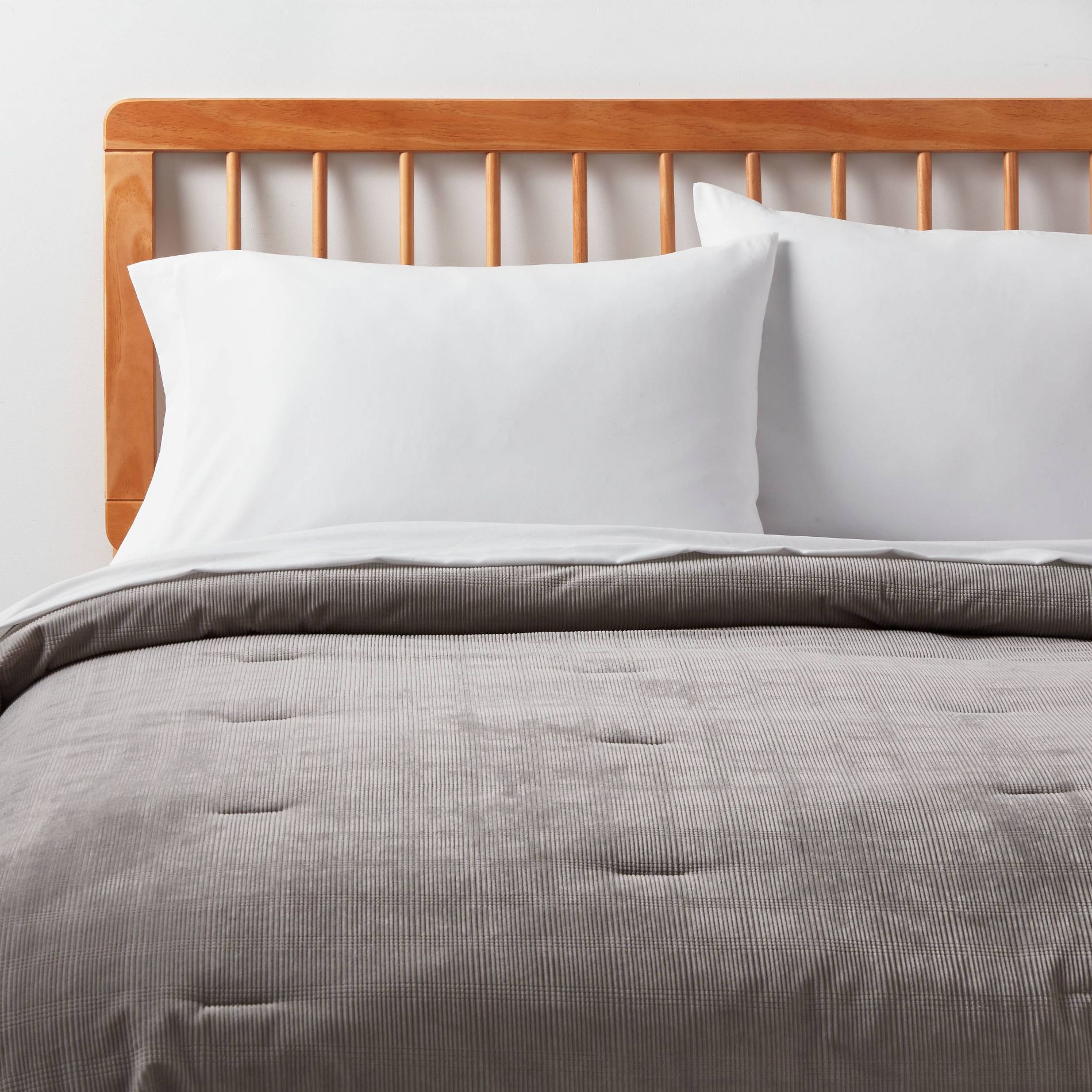 Twin/Twin Extra Long Corduroy Plaid Comforter Gray - Room Essentials™