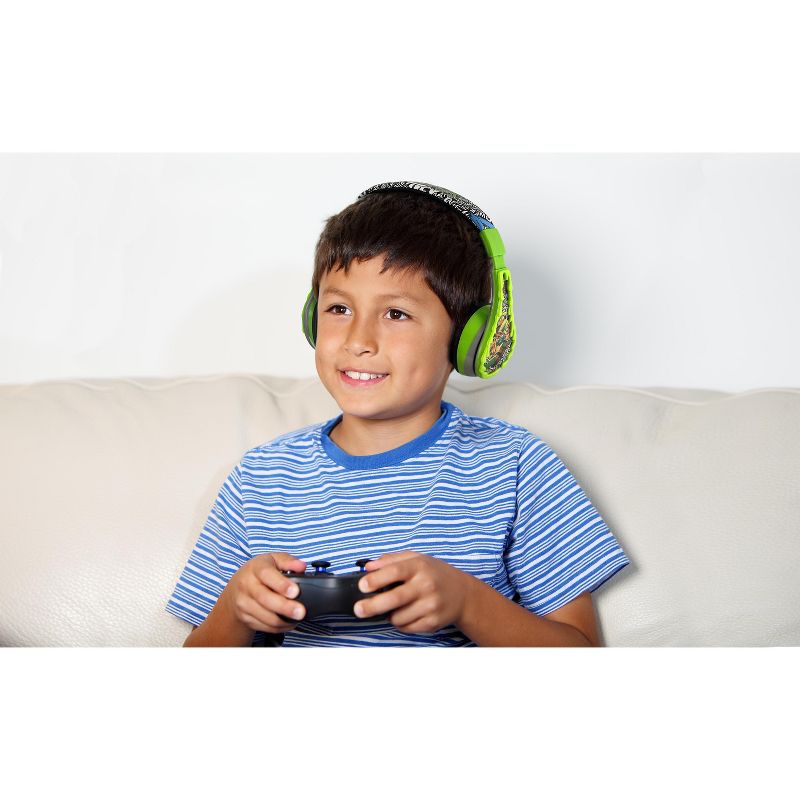 eKids Teenage Mutant Ninja Turtles Bluetooth Headphones for Kids, Over Ear Headphones with Microphone -  Green (TM-B52.FXV23MX), 4 of 5