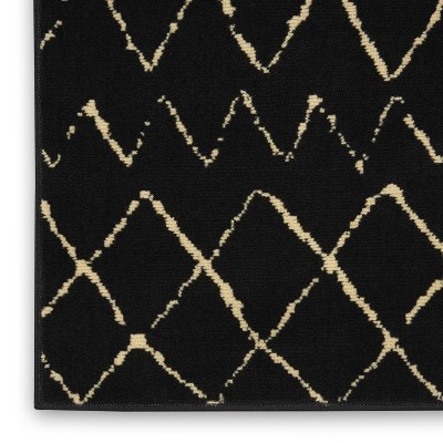 Black and Cream Moroccan Diamond 6' x 9' Area Rug