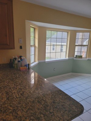 Guest review image 1 of 3, zoom in