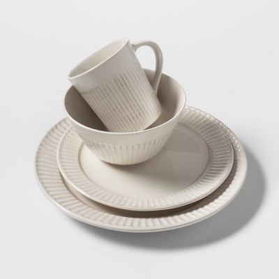 stoneware tableware