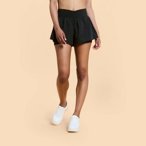 Blogilates Women's Criss Cross Run Shorts - 1 of 4