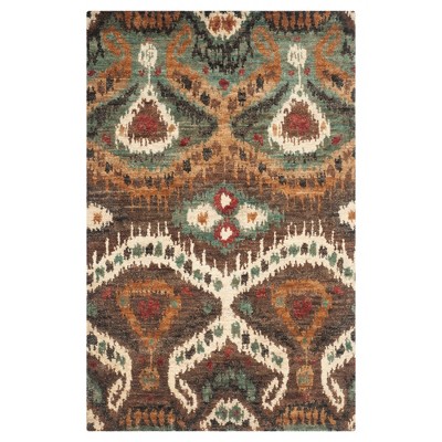 White Abstract Knotted Area Rug - (4'X6') - Safavieh