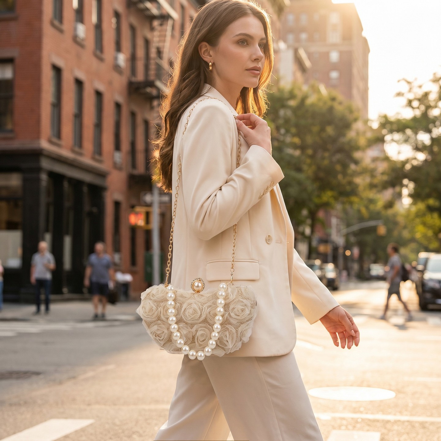 Женский клатч INSPIRE CHIC Lace Floral Evening Clutch Purse for Women Romantic Hard Shell Handbag with Removable Gold Chain Strap 8.3*2.0*4.9 inches Gold, цвет: С принтом — фото 3