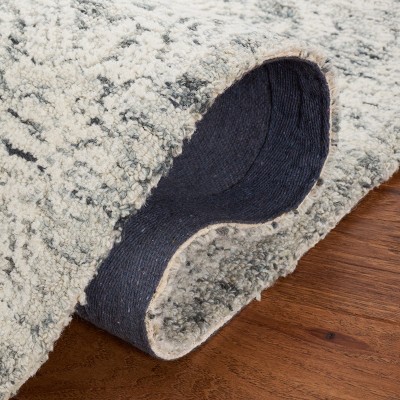 Gray and Ivory Hand-Tufted Wool 6' x 9' Area Rug