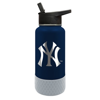 Mlb New York Yankees 32oz Thirst Hydration Water Bottle : Target