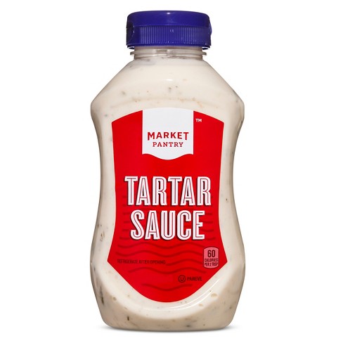 Plastic bottle of tartar sauce hi-res stock photography and images