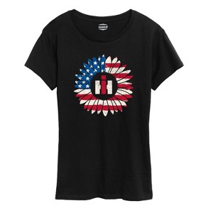 Women's - Case IH - Americana Sunflower Short Sleeve Graphic T-Shirt - 1 of 4
