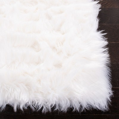 Luxurious Ivory Cotton and Faux Fur Sheepskin Area Rug 24"x36"