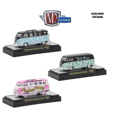 Auto Thentics 3 Cars Set Volkswagen USA Models WITH CASES 1/64 Diecast Model Cars by M2 Machines