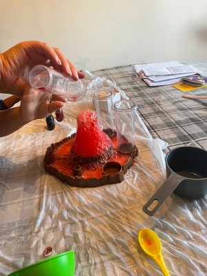 Fizzy Volcano Science Lab – Timeless Toys Chicago