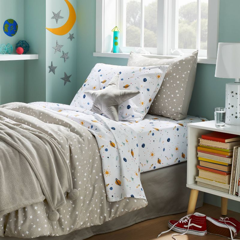 Star Value Multi-Piece Kids' Bedding Set Gray - Pillowfort™, 2 of 8