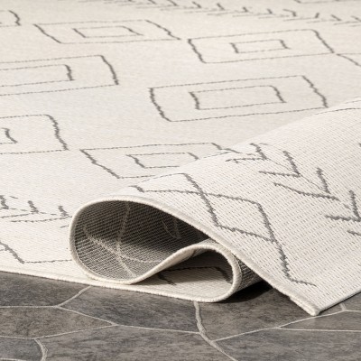 Serna Ivory Moroccan 3'x5' Easy Care Synthetic Rug