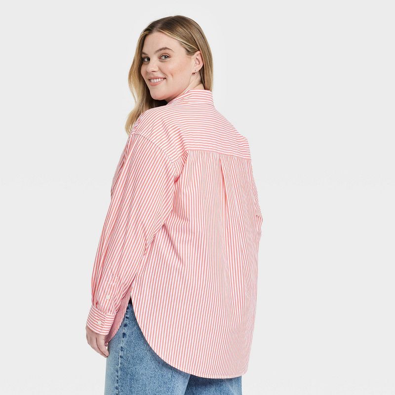 Women's Oversized Long Sleeve Collared Button-Down Shirt - Universal Thread™, 3 of 5