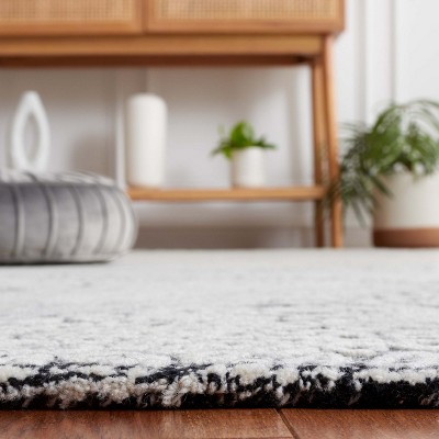 Ivory Round Tufted Handmade Wool Area Rug