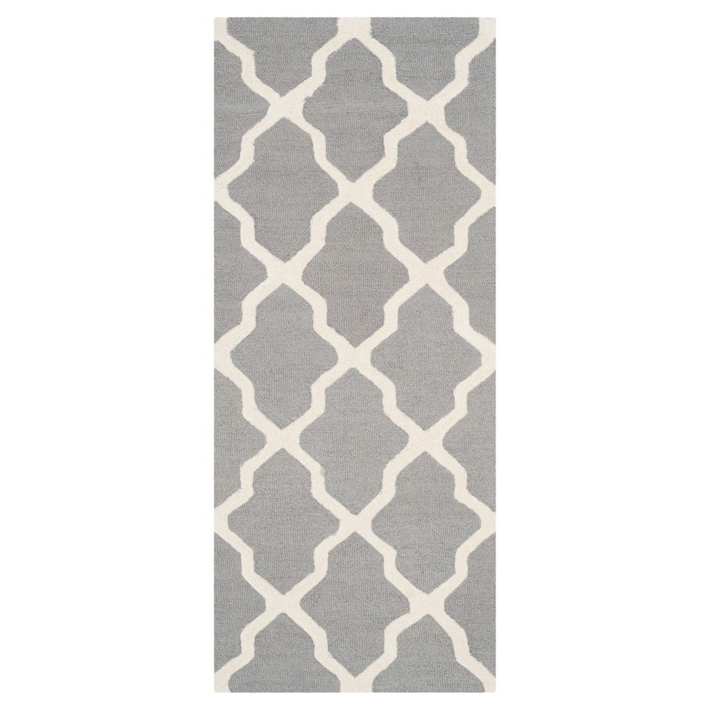 2'6inx14' Maison Tetured Rug Silver/Ivory - Safavieh