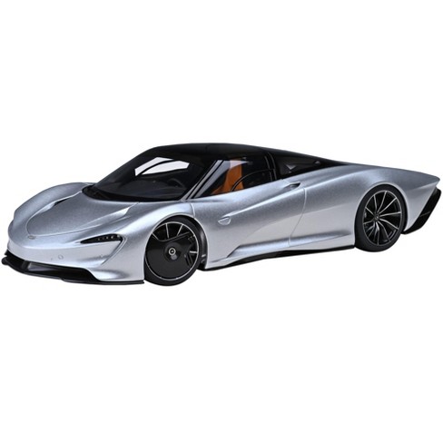 McLaren Speedtail Supernova Silver Metallic with Black Top and Suitcase Accessories 1/18 Model Car by Autoart - image 1 of 4