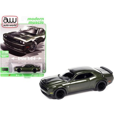 2019 Dodge Challenger SRT Hellcat F8 Green Met. w/Stripes Modern Muscle Ltd Ed to 13904 pcs 1/64 Diecast Model Car by Autoworld