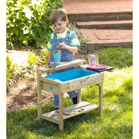 Tp pour & play wooden hot sale mud kitchen