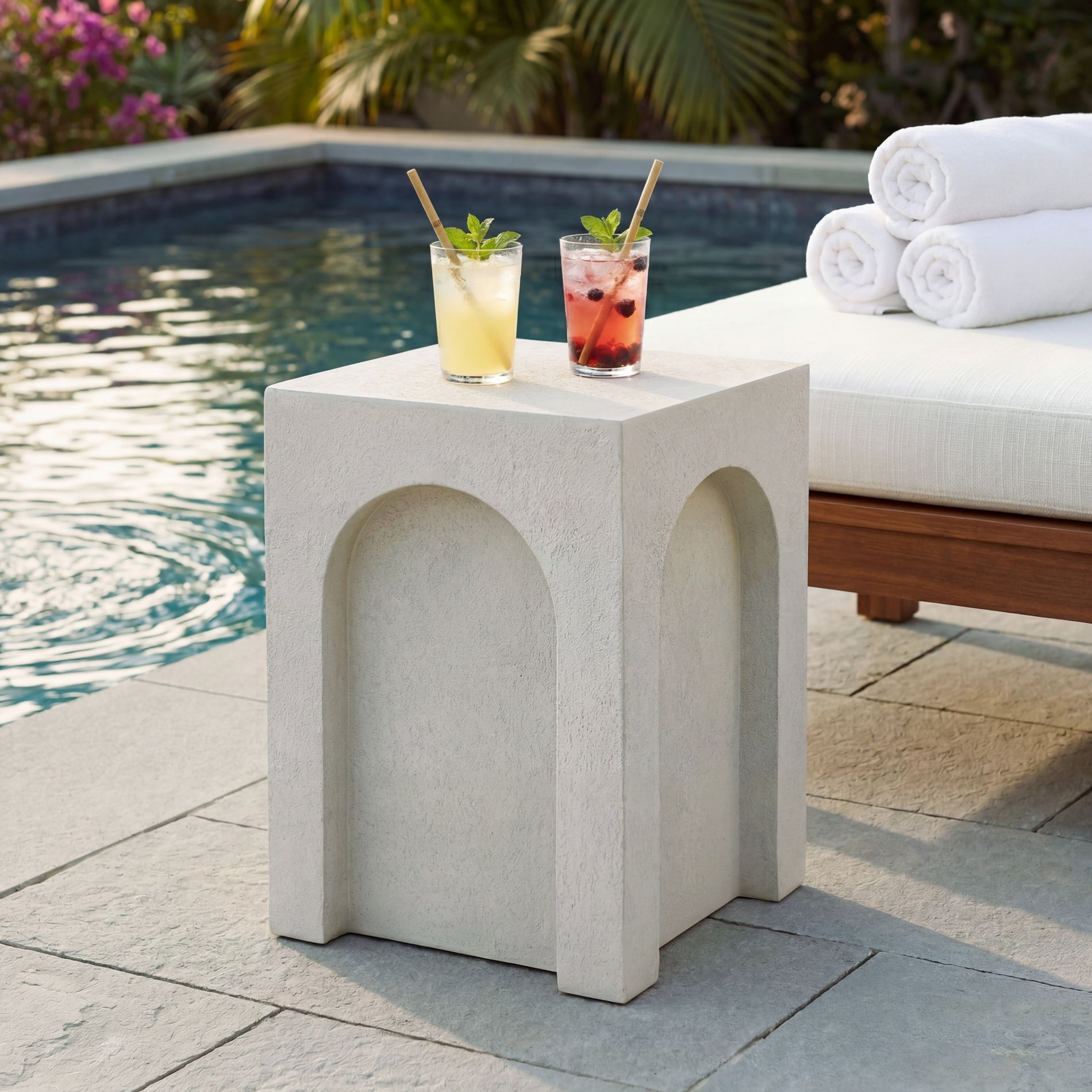 Christopher Knight Home Maia Modern Patio Lightweight Concrete End Table, Antique White