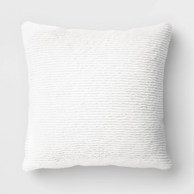 oversized white throw pillows