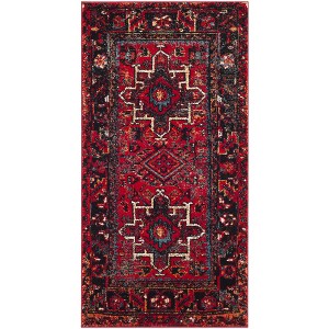 Vintage Hamadan VTH211 Power Loomed Indoor Rugs - Safavieh - 1 of 4