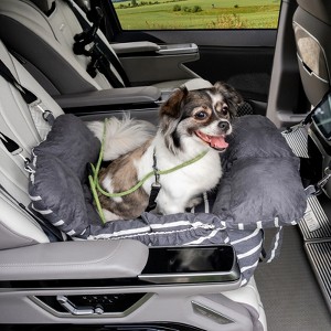 Hooseng Dog Car Seats, Washable Dog Booster Seat for Car with Clip-On Safety Leash & Storage Pockets, Portable Travel Bed for Small Dogs - 1 of 4