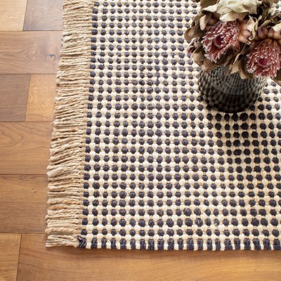 Kuba Black and Ivory Handwoven Jute 2' x 3' Rug