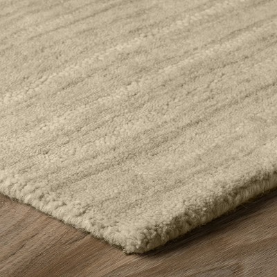 Handmade Tufted Linen & Wool Rustic Accent Rug - 3'6" x 5'6"