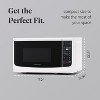 Farberware Classic 0.7 Cu. Ft. 700-Watt Microwave Oven - 4 of 4