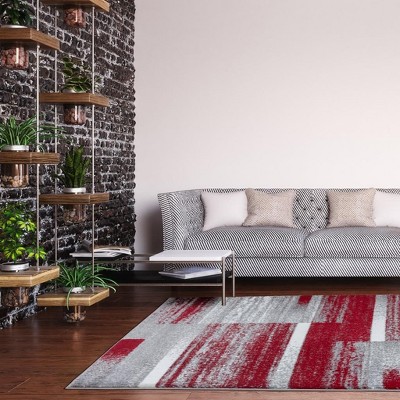 Red and Gray Geometric Synthetic Area Rug 4' x 5'