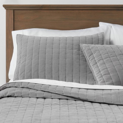 Standard/Queen Extra Firm Performance Bed Pillow - Threshold™