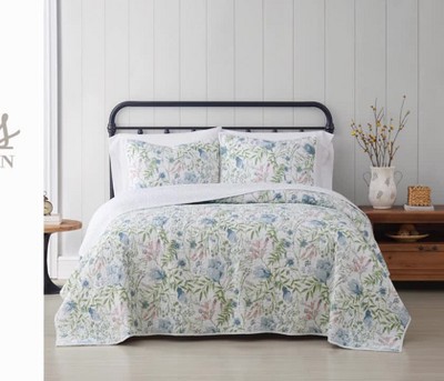 Field Blue and Green Floral Reversible Full Quilt Set