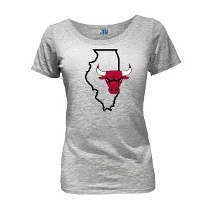 NBA Chicago Bulls Women's Short Sleeve Burnout Scoop T-Shirt - 1 of 4