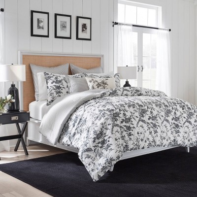 Amberley Black and White Reversible Cotton Full Comforter Set