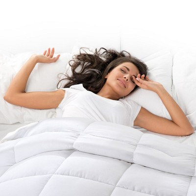 Queen White Microfiber Down Alternative Comforter