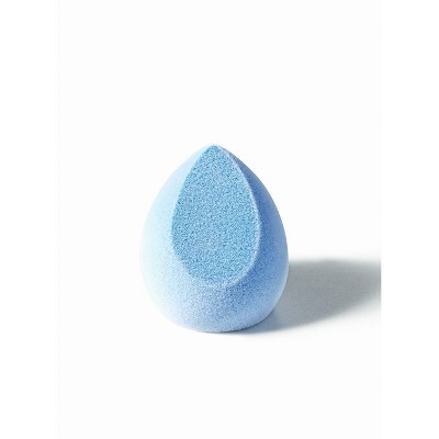 This Microfiber Makeup Sponge Is Actually a Brush and Sponge Hybrid