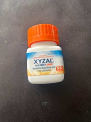 does xyzal help with dog allergies