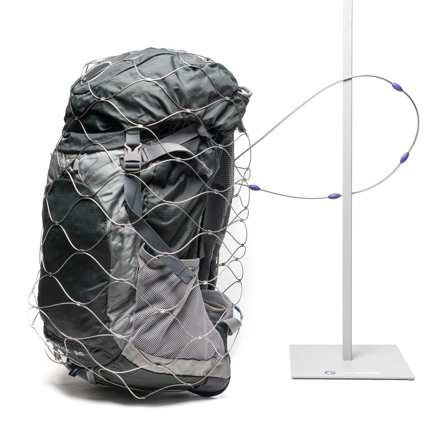 Рюкзак Pacsafe 120L Anti-Theft and Bag Protector Silver, цвет: Серебряный — фото 5