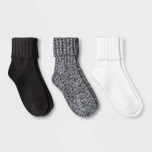 Women's Chunky Turn Cuff 3pk Crew Socks - Universal Thread™ Black/white  4-10 : Target