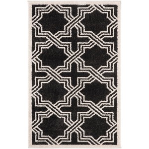 Amherst AMT413 Power Loomed Indoor Rugs - Safavieh - 1 of 4