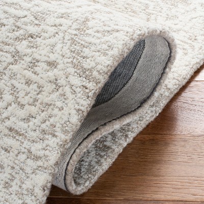 Natural Ivory Hand-Tufted Wool Round Area Rug