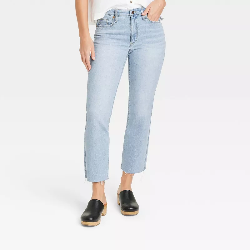 Buy Women's High-Rise Bootcut Jeans - Universal Thread™ Light Wash 14  Online at Lowest Price in Ubuy Zambia. 85131847