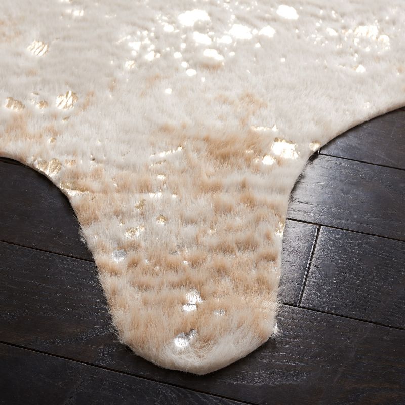 Faux Cow Hide FCH207 Power Loomed Area Rug  - Safavieh, 3 of 7