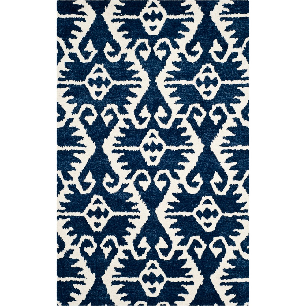 4'x6' Geometric Design Tufted Area Rug Royal Blue/Ivory - Safavieh