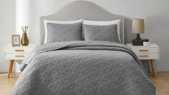 VCNY 3pc Queen Home Circle Textured Cotton Quilt Set Gray, 2 of 8, play video