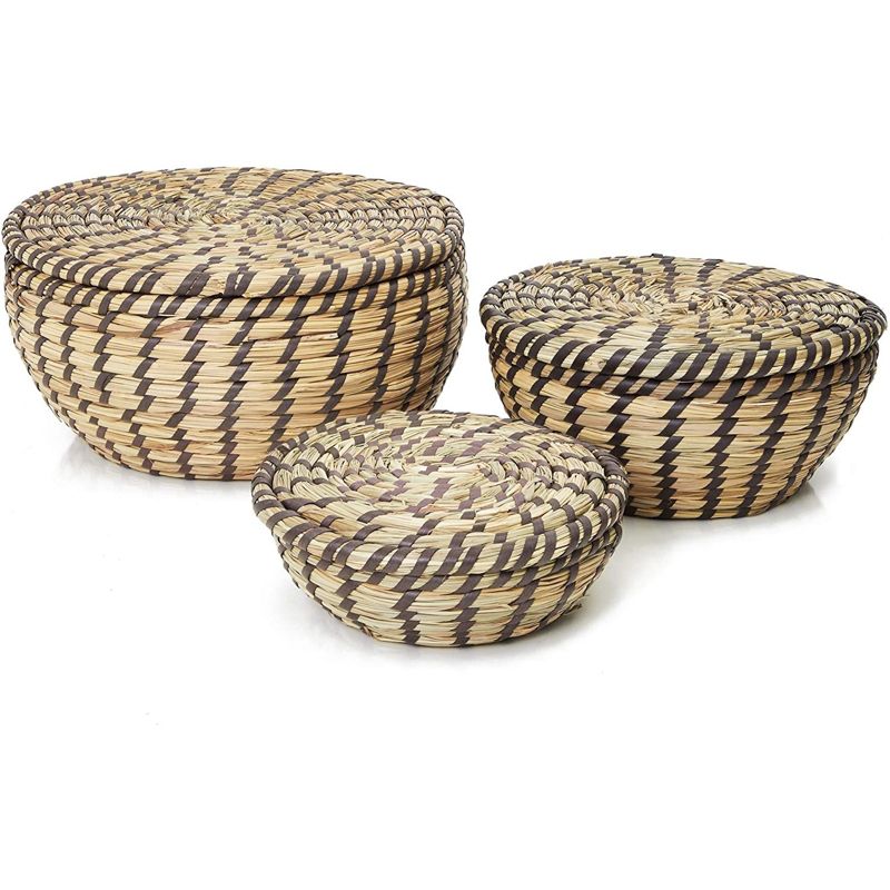 Juvale Decorative Seagrass Storage Baskets for Organizing, Round Woven Baskets in 3 Sizes with Lids, 3 Piece Set, 1 of 9